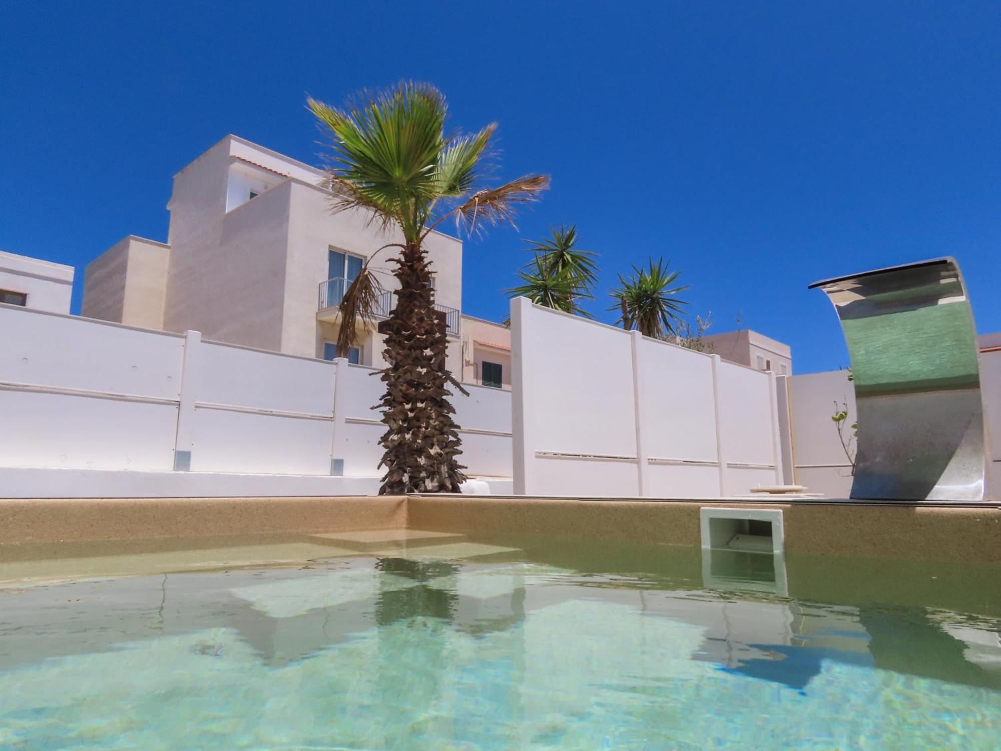 Le Grotte Hotel Lampedusa Exterior photo